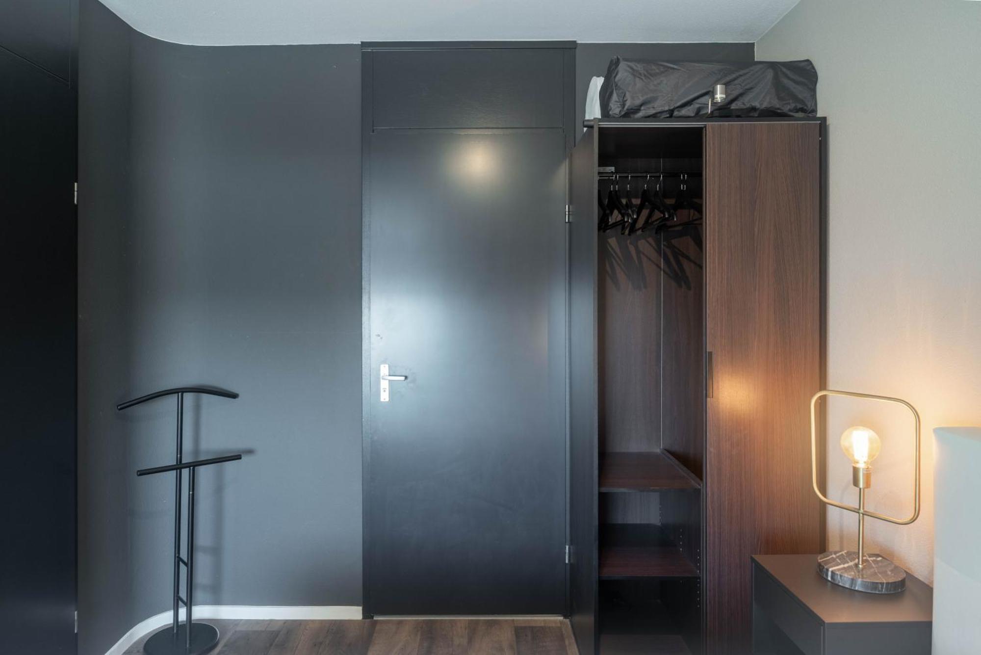 Zuiderzeestate 35, Prachtig Appartement Aan Het Ijsselmeer Makkum Exterior photo